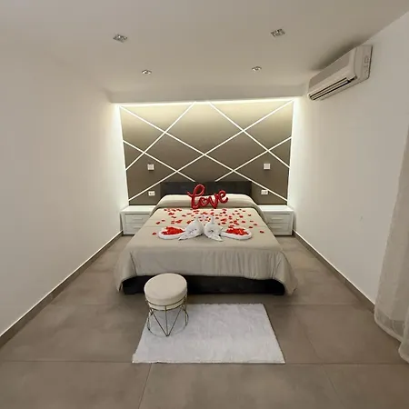 Fz House Holiday home